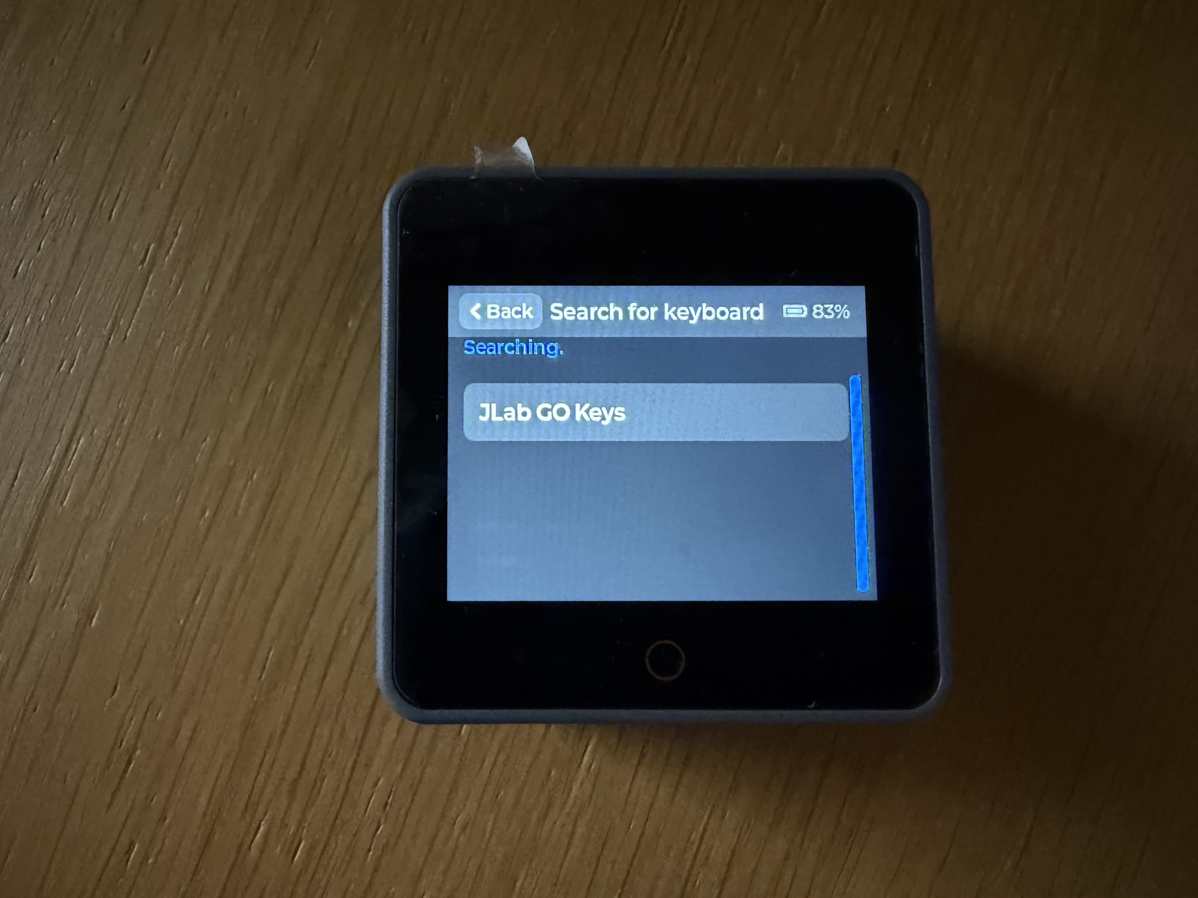 echolocation screen searching for a Bluetooth keyboard